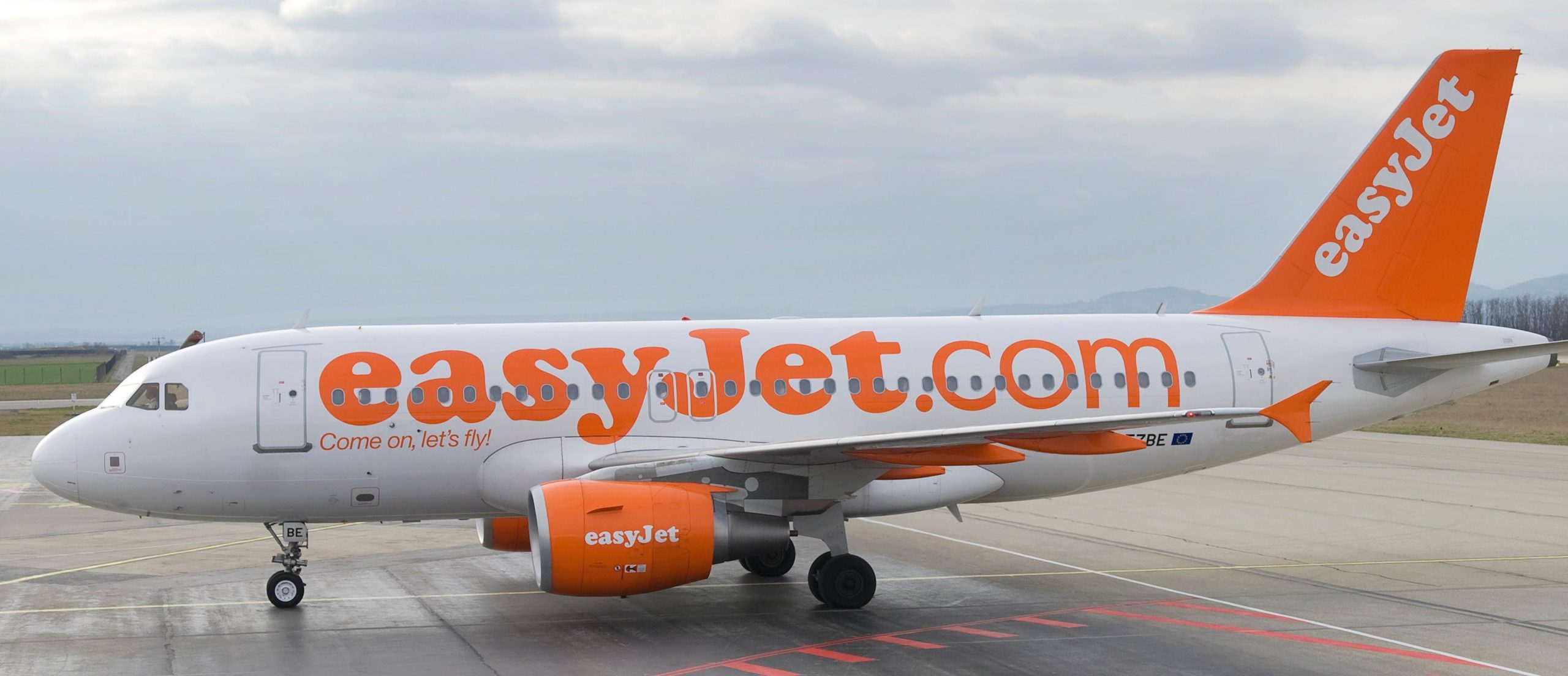 EasyJet Passenger Numbers Plunge